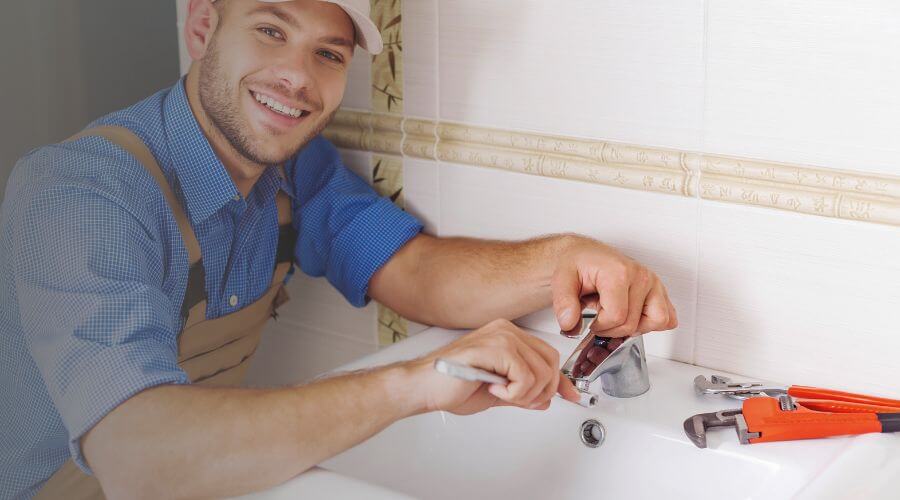 Professional septic pumping service in Wickett, TX